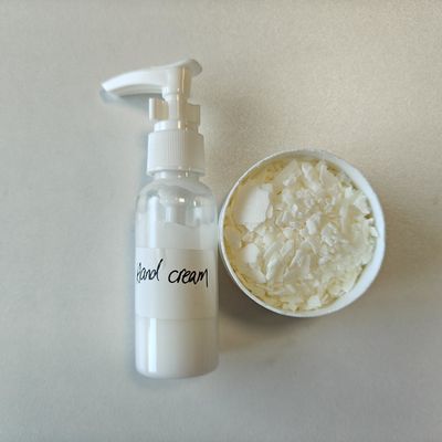 PEG-120 Metil Glikoz Trioleat Cas 1338929-66-0 Kişisel Bakım Bileşeni Emulsifikatör Kozmetikte Karartıcılar
